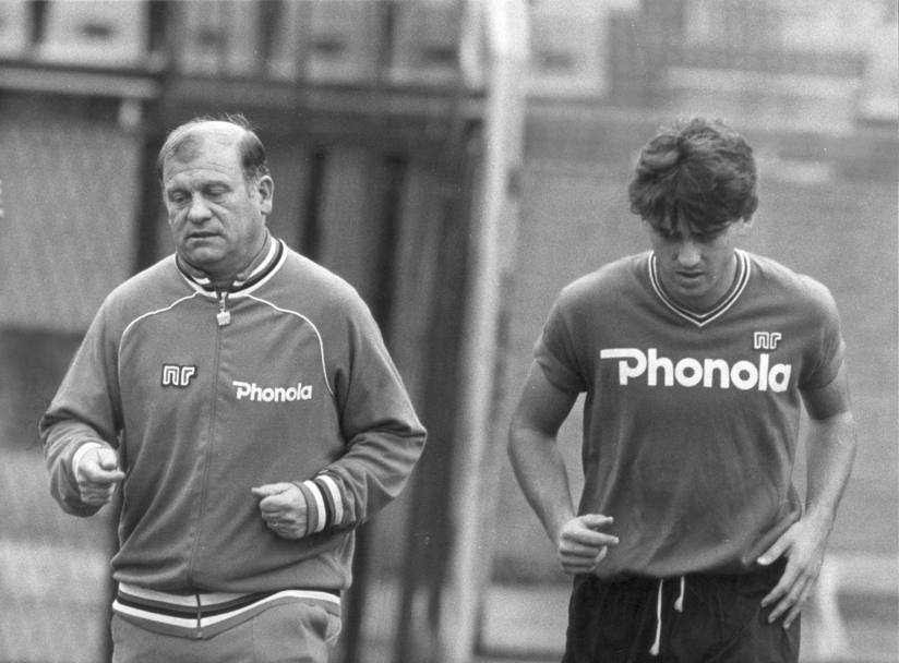 Con Edmondo Bersellini, suo allenatore alla Samp al 1984 al 1986 (A.P.S. Foto)